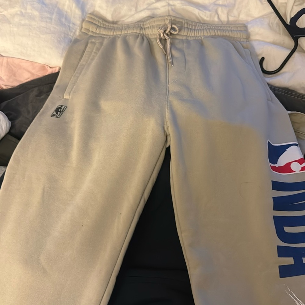 Tan NbA sweats